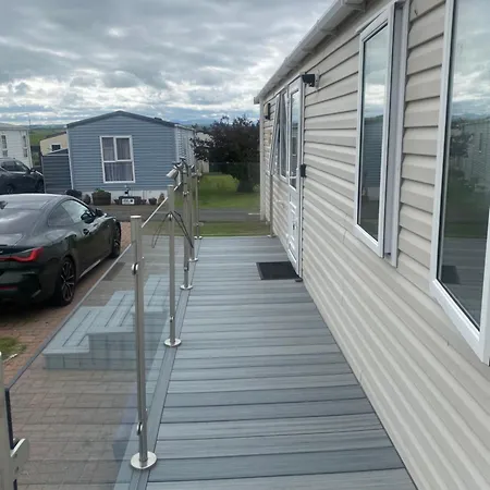 Surfshack Caravan Mh19d Manor House Park 3* Mawbray