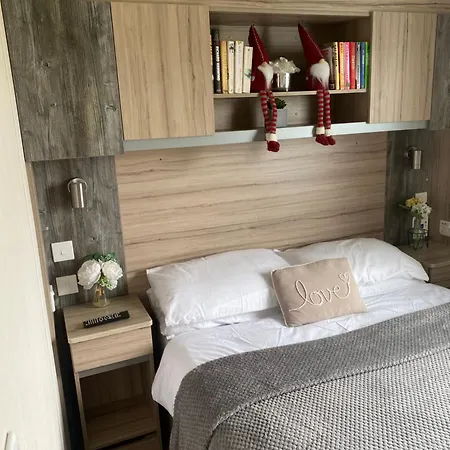 Pensjonat Surfshack Caravan Mh19d Manor House Park