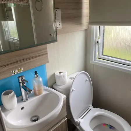 Surfshack Caravan Mh19d Manor House Park Gasthof 3*