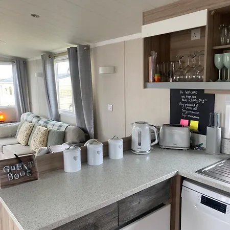 Surfshack Caravan Mh19d Manor House Park Mawbray